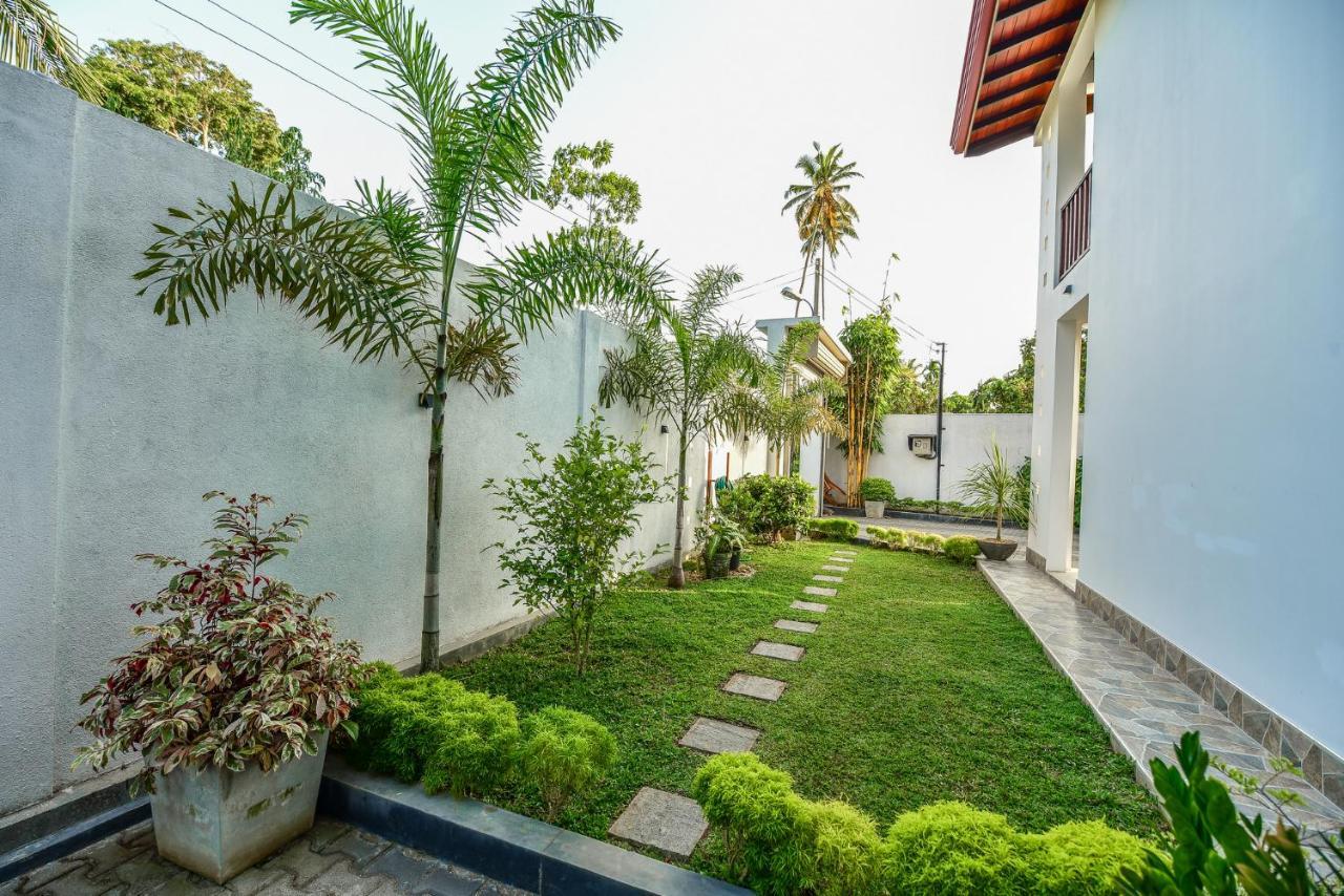 Villa Effort Ахангама Экстерьер фото